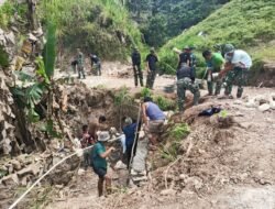 Cegah Longsos, Satgas TMMD ke 125 Kodim 1419/ Enrekang Bersama Warga Bangun Pondasi Penahan